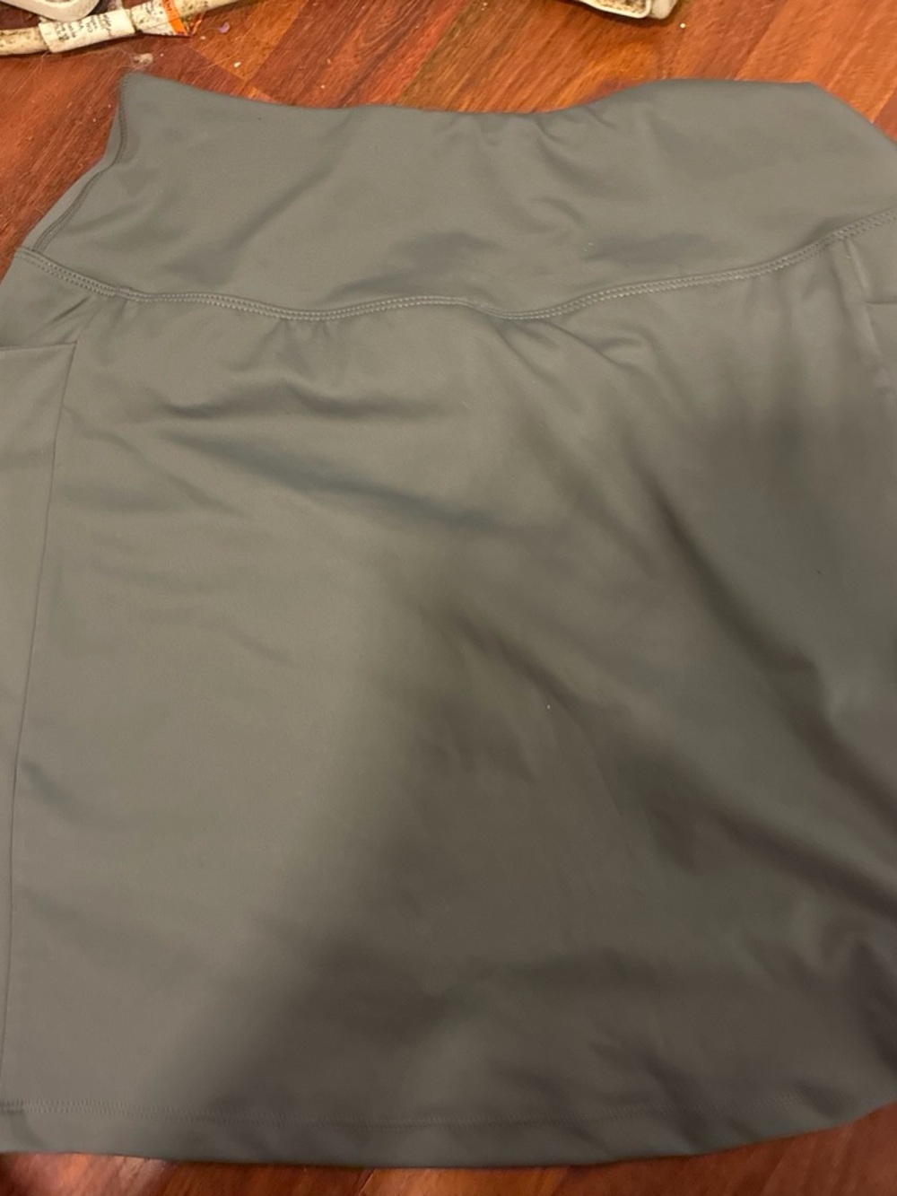 Grey pencil skort